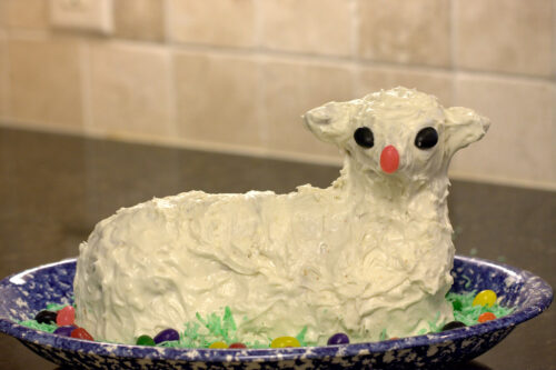 What is the tradition of lamb cake on Easter?